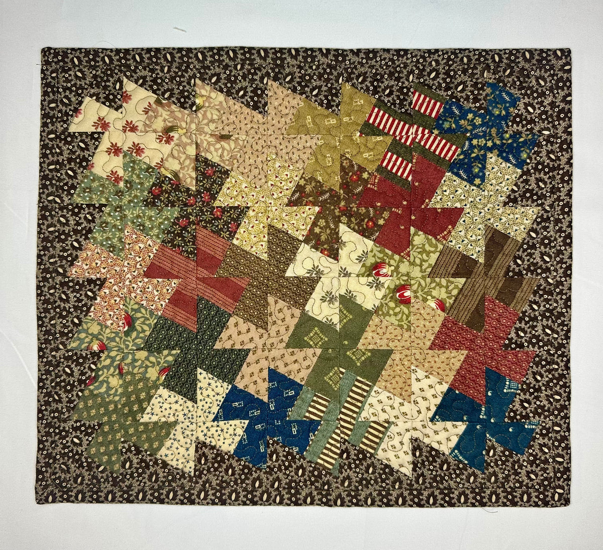 Handmade Pinwheel Patchwork Mini Quilt – 13" × 11"